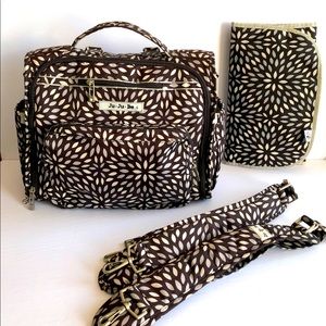 JU-JU-BE B.F.F. Diaper bag black grey leaves EUC